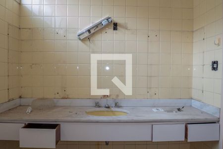 Casa à venda com 540m², 6 quartos e 2 vagasBanheiro da Suíte