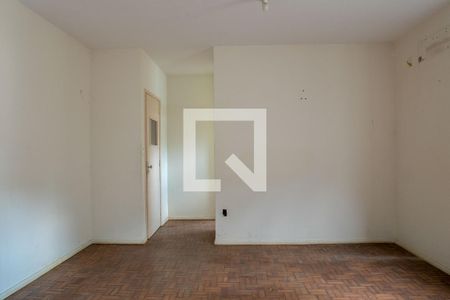 Casa à venda com 540m², 6 quartos e 2 vagasSuíte