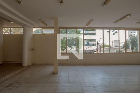 Sala 2 de casa para alugar com 6 quartos, 502m² em Chácara Urbana, Jundiaí