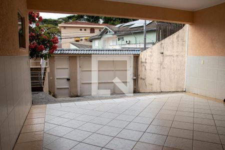 Casa à venda com 380m², 4 quartos e 5 vagas Casa à venda com 380m², 4 quartos e 5 vagasGaragem