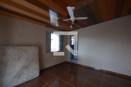 Sala de apartamento para alugar com 1 quarto, 40m² em Brás de Pina, Rio de Janeiro