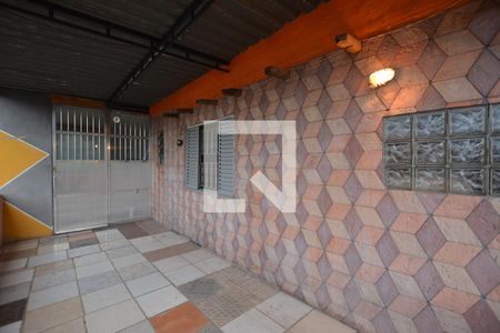 Varanda da frente de apartamento para alugar com 1 quarto, 40m² em Brás de Pina, Rio de Janeiro