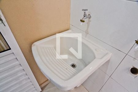 Casa de condomínio para alugar com 72m², 2 quartos e 1 vaga Casa de condomínio para alugar com 72m², 2 quartos e 1 vagaÁrea de Serviço