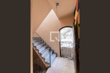 Escada de casa à venda com 2 quartos, 400m² em Vila Carrao, São Paulo