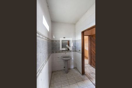 Casa à venda com 400m², 2 quartos e 2 vagasBanheiro Social