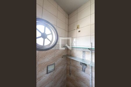 Casa à venda com 400m², 2 quartos e 2 vagassuite