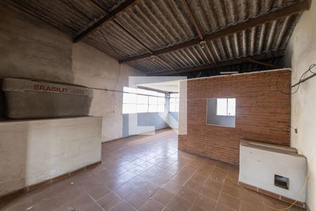 Casa à venda com 400m², 2 quartos e 2 vagasÁrea de Serviço
