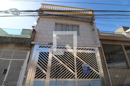 Casa à venda com 140m², 3 quartos e 1 vagaFachada