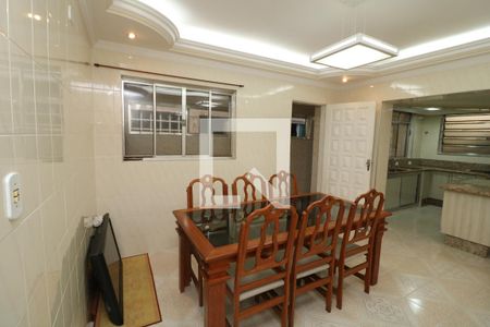 Casa à venda com 140m², 3 quartos e 1 vagaCopa