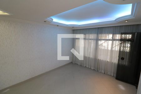 Sala de casa à venda com 3 quartos, 140m² em Vila Ivone, São Paulo