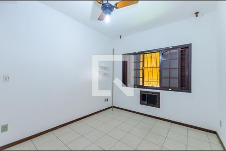 Quarto 1 de apartamento à venda com 2 quartos, 60m² em Maria Paula, Niterói