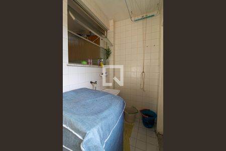 Apartamento para alugar com 72m², 2 quartos e 1 vagaÁrea de Serviço