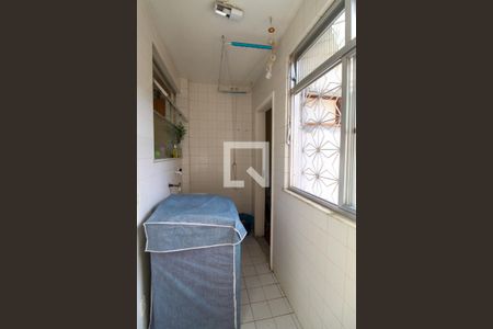 Apartamento para alugar com 72m², 2 quartos e 1 vagaÁrea de Serviço