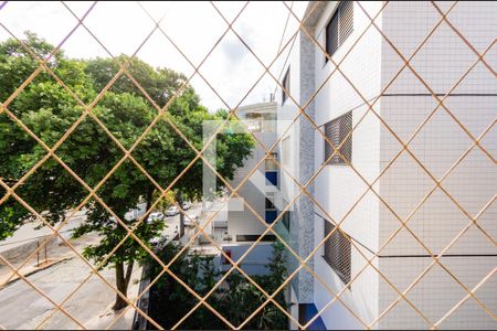 Apartamento à venda com 130m², 2 quartos e sem vagaVista