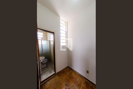 Apartamento à venda com 130m², 2 quartos e sem vagaQuarto de serviço