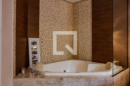 Apartamento à venda com 201m², 2 quartos e 2 vagas Apartamento à venda com 201m², 2 quartos e 2 vagasBanheira