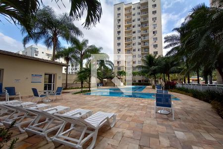 Apartamento para alugar com 53m², 2 quartos e 1 vagaÁrea comum - Piscina