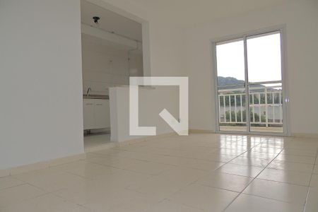 Sala de apartamento para alugar com 2 quartos, 53m² em Jacarepaguá, Rio de Janeiro