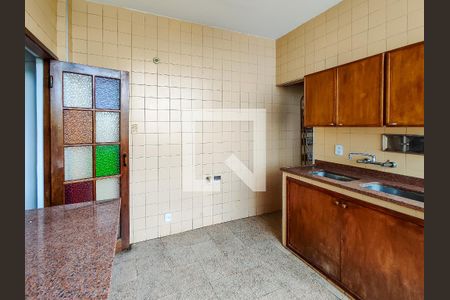 Apartamento à venda com 70m², 3 quartos e sem vagaCozinha e Área de Serviço