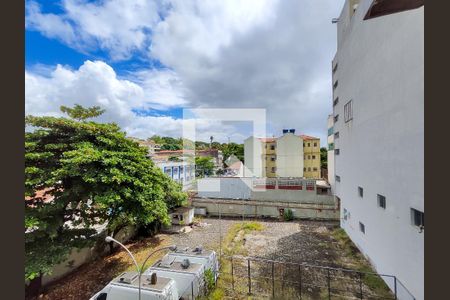 Apartamento à venda com 70m², 3 quartos e sem vagaCozinha e Área de Serviço