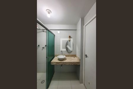 Banheiro de kitnet/studio para alugar com 1 quarto, 30m² em Vila Mariana, São Paulo