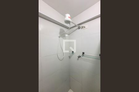 Banheiro de kitnet/studio para alugar com 1 quarto, 30m² em Vila Mariana, São Paulo