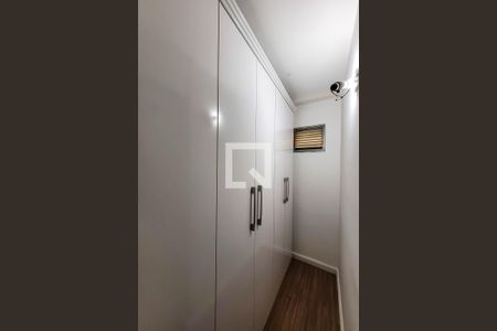 Closet de kitnet/studio para alugar com 1 quarto, 30m² em Vila Mariana, São Paulo