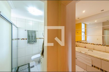 Apartamento à venda com 75m², 2 quartos e 1 vaga Apartamento à venda com 75m², 2 quartos e 1 vagaBanheiro