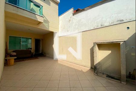 Casa à venda com 123m², 2 quartos e 2 vagasGaragem