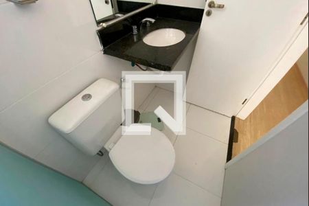 Casa à venda com 123m², 2 quartos e 2 vagasBanheiro