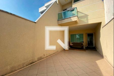 Casa à venda com 123m², 2 quartos e 2 vagasGaragem