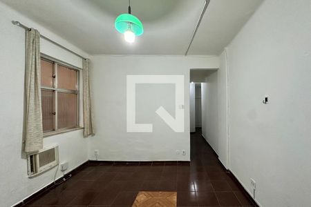 Sala/Quarto de kitnet/studio para alugar com 1 quarto, 26m² em Centro, Rio de Janeiro