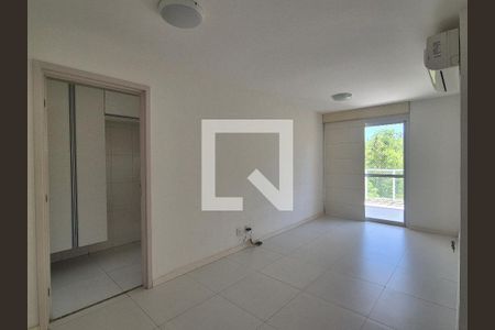 Apartamento para alugar com 70m², 2 quartos e 1 vaga Apartamento para alugar com 70m², 2 quartos e 1 vagaSala