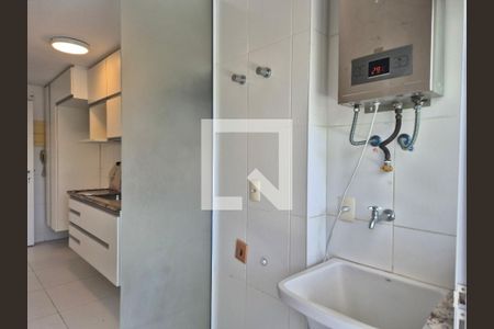 Apartamento para alugar com 70m², 2 quartos e 1 vaga Apartamento para alugar com 70m², 2 quartos e 1 vagaÁrea de serviço