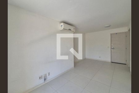 Apartamento para alugar com 70m², 2 quartos e 1 vaga Apartamento para alugar com 70m², 2 quartos e 1 vagaSala