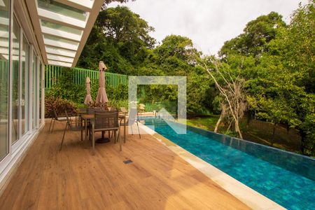 Casa de condomínio à venda com 277m², 3 quartos e 3 vagasÁrea comum