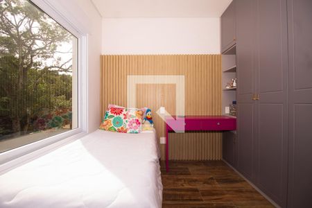 Quarto de casa de condomínio à venda com 3 quartos, 277m² em Pedra Redonda, Porto Alegre