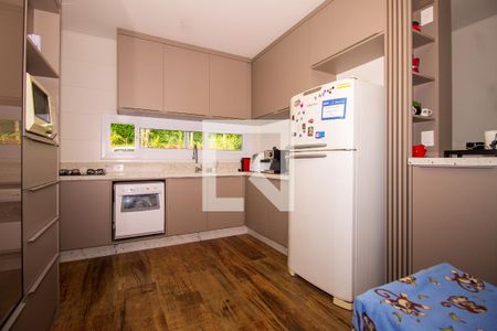 Casa de condomínio à venda com 277m², 3 quartos e 3 vagasCozinha