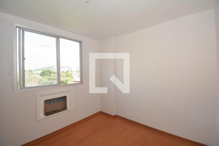 Quarto de apartamento para alugar com 2 quartos, 64m² em Praça Seca, Rio de Janeiro