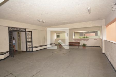 Apartamento para alugar com 64m², 2 quartos e 1 vagaÁrea comum