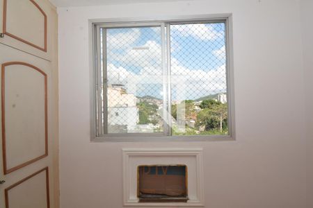 Apartamento para alugar com 64m², 2 quartos e 1 vagaQuarto