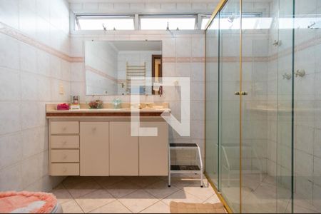 Apartamento à venda com 234m², 4 quartos e 3 vagas Apartamento à venda com 234m², 4 quartos e 3 vagasBanheiro