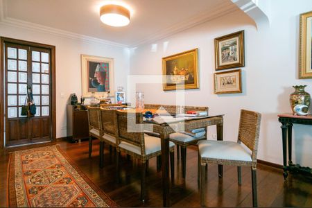 Apartamento à venda com 234m², 4 quartos e 3 vagas Apartamento à venda com 234m², 4 quartos e 3 vagasSala de Jantar