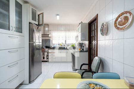 Apartamento à venda com 234m², 4 quartos e 3 vagas Apartamento à venda com 234m², 4 quartos e 3 vagasCozinha