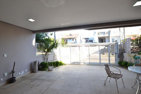 Casa à venda com 300m², 3 quartos e 2 vagasGaragem