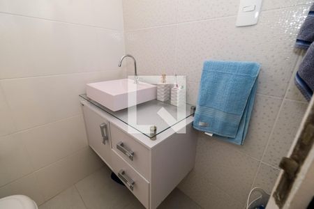 Casa à venda com 134m², 3 quartos e 2 vagasBanheiro Corredor