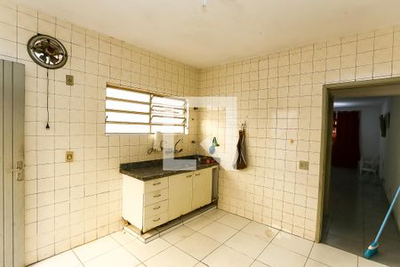 Casa para alugar com 122m², 2 quartos e 2 vagas Casa para alugar com 122m², 2 quartos e 2 vagasCozinha