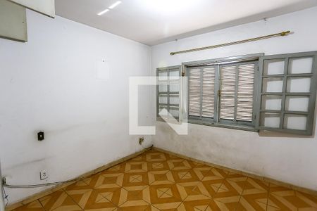 Casa para alugar com 122m², 2 quartos e 2 vagas Casa para alugar com 122m², 2 quartos e 2 vagasQuarto