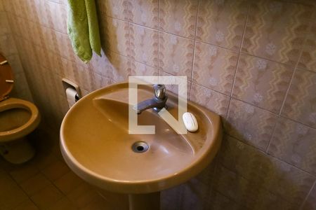 Casa para alugar com 122m², 2 quartos e 2 vagas Casa para alugar com 122m², 2 quartos e 2 vagasBanheiro