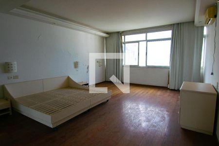 Apartamento à venda com 360m², 4 quartos e 2 vagasQuarto  2